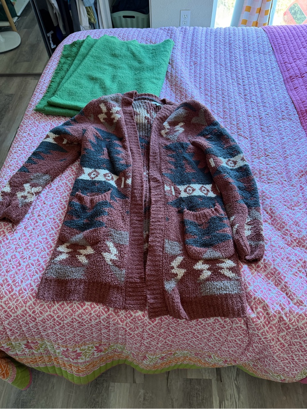 Size Small Jodifl Southwestern Aztec Open Front Cardigan Sweater